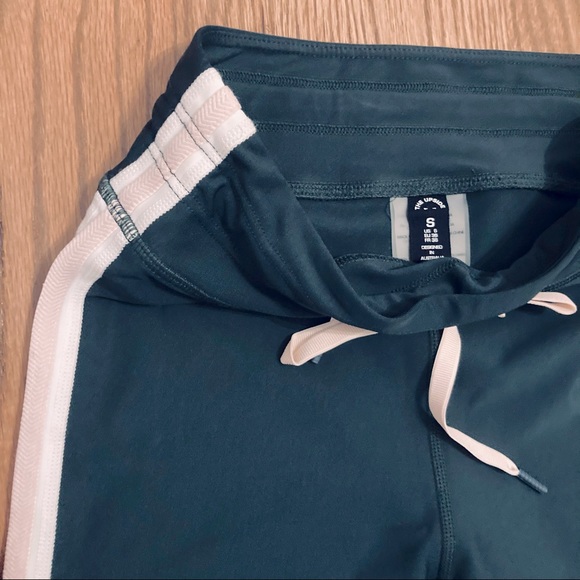 The Upside Bhoomi workout Pants small! - Picture 4 of 7